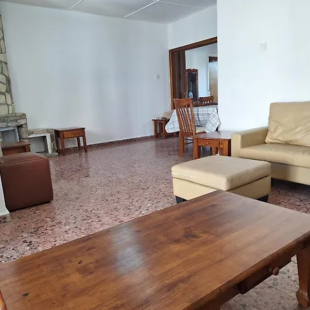 Σπίτι διακοπών Big House In Center Of Protaras, Near *