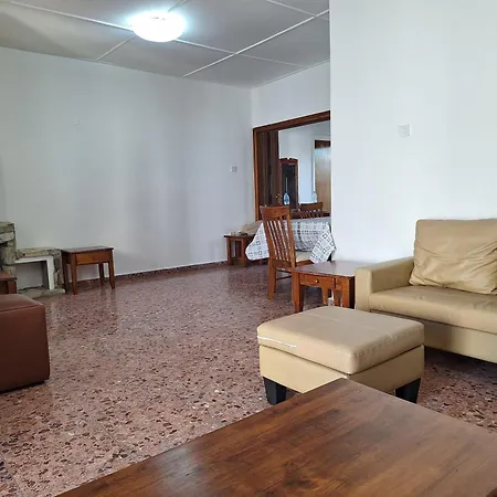 Дом отдыха Big House In Center Of Protaras, Near Протарас