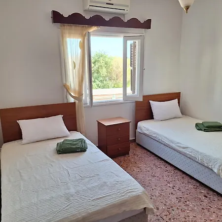 Big House In Center Of Protaras, Near Дом отдыха Протарас