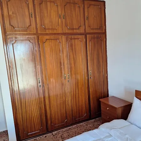 Big House In Center Of Protaras, Near Протарас