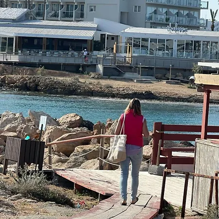 Big House In Center Of Protaras, Near Дом отдыха