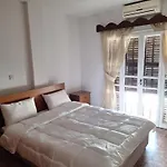 Big House In Center Of Protaras, Near بيت للعطل *