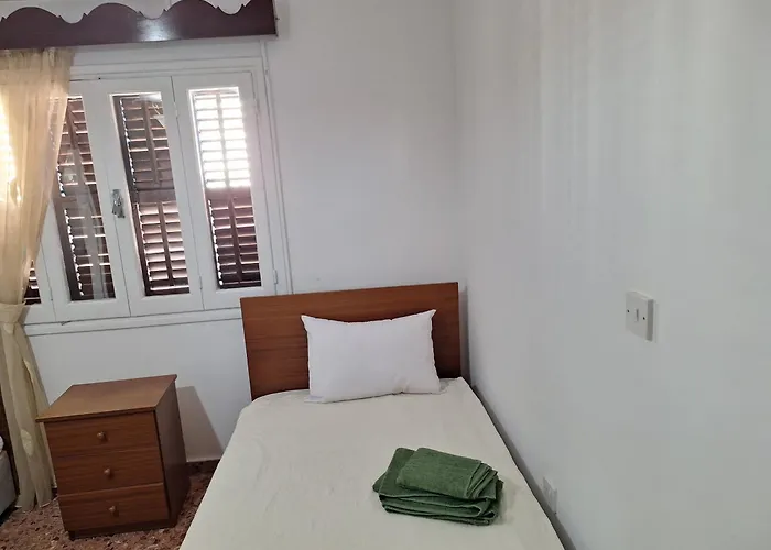 Big House In Center Of Protaras, Near Tatil Evi Protaras