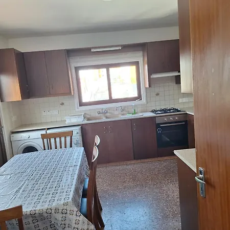 Big House In Center Of Protaras, Near Vakantiehuis *